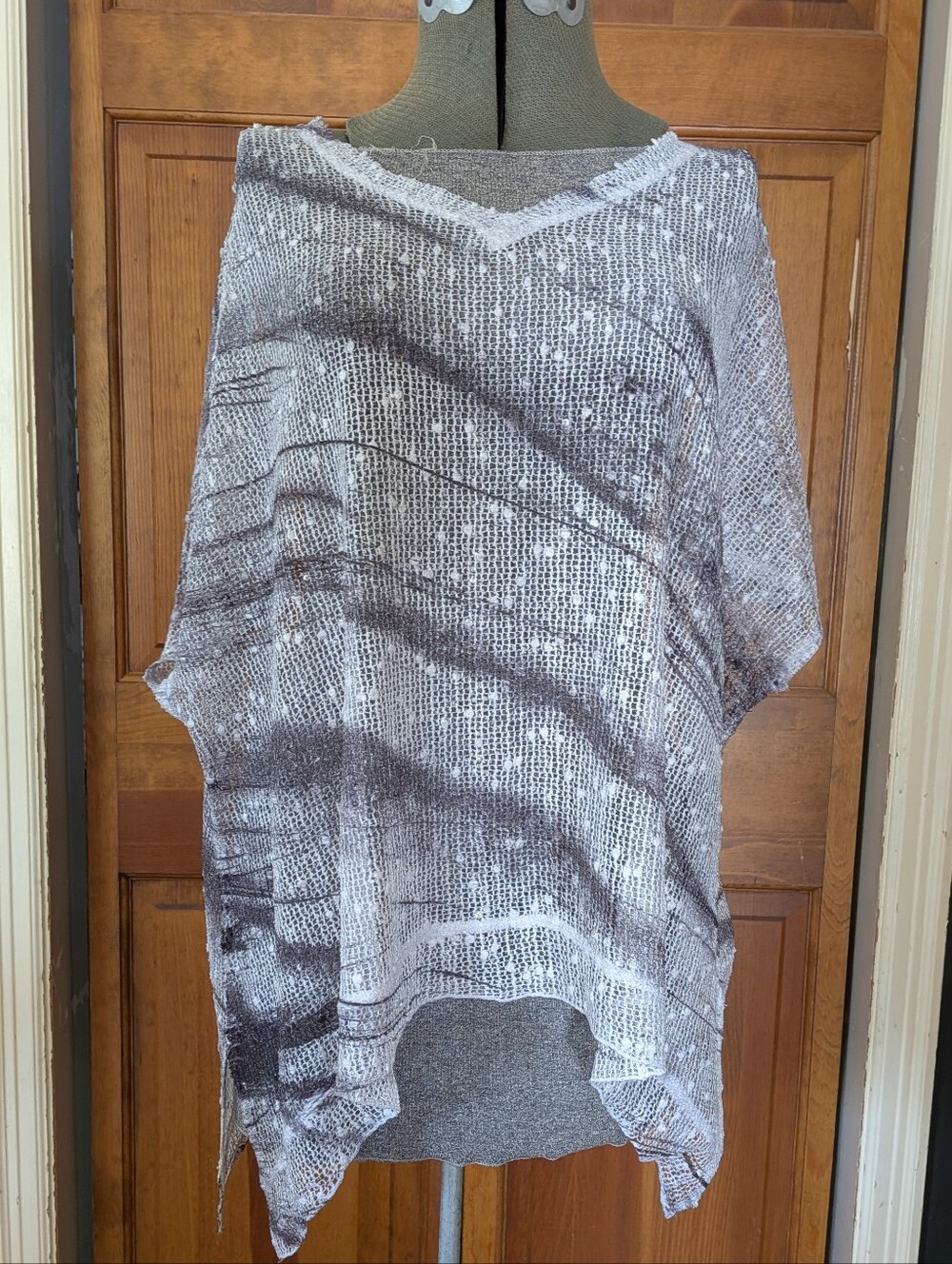 Lightweight Gray Patterned Knit Top - Women's